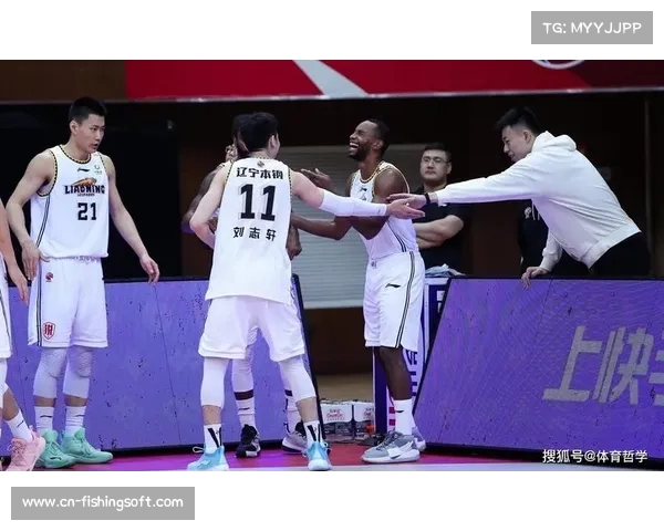 青岛双杀辽宁案例研究：青年军防守效率跃居前三的战术逻辑